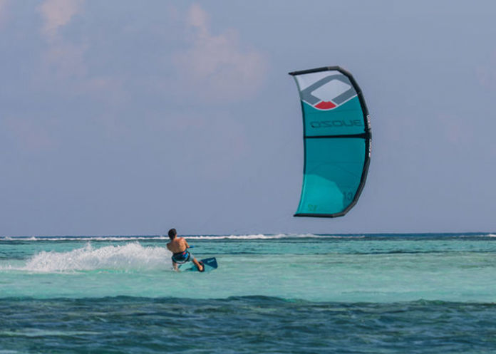 Kitesurf lesson in Sardinia